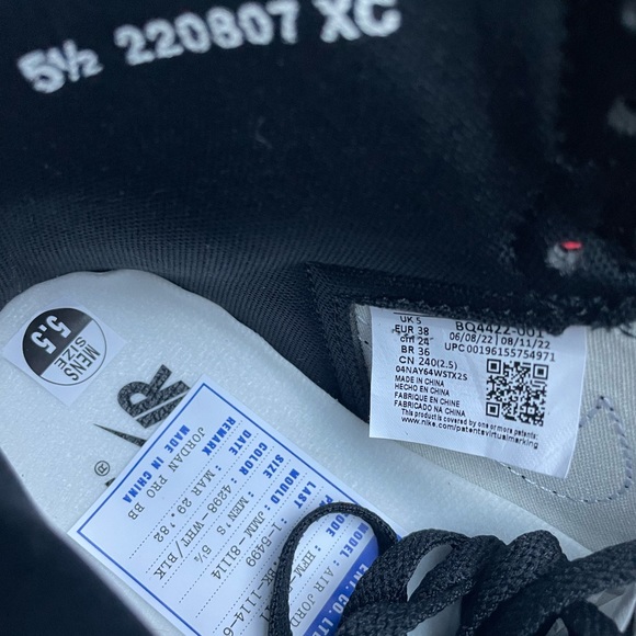 Jordan 1 Retro High 85 “Black White” - Picture 5 of 7